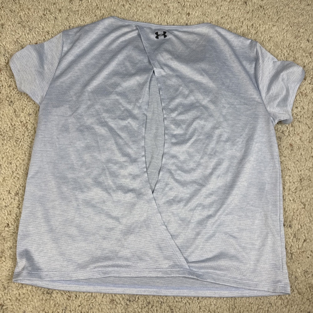 Under Armour Womens Cropped Blue Shirt Open Back Size XSmall - Picture 2 of 4